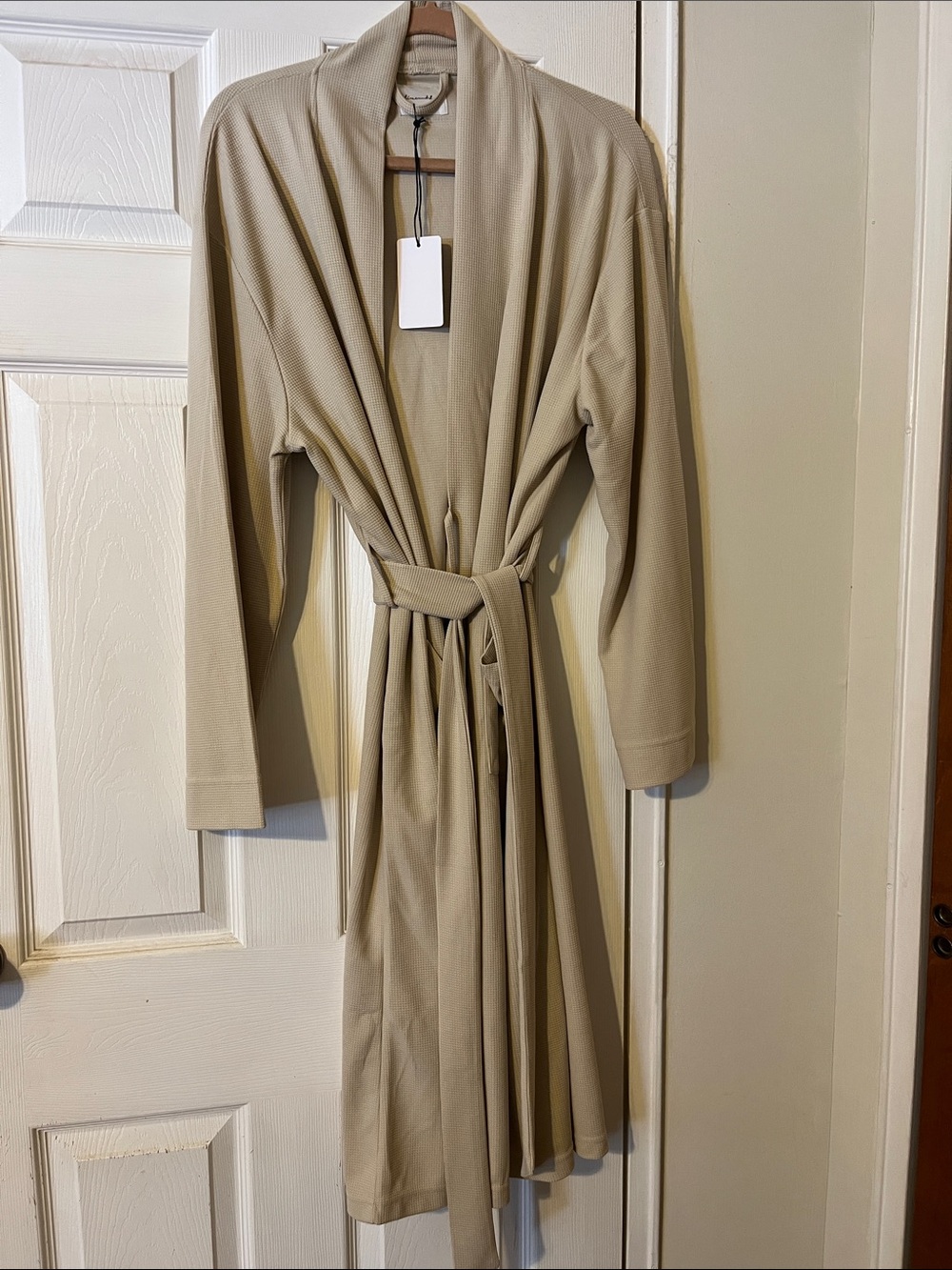 NWT Line & Dot waffle-knot robe